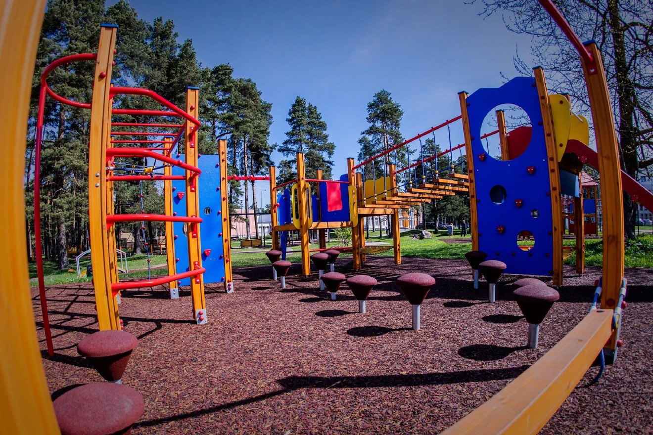 Резиновая мульча TORUDA Rubber mulch с укладкой на подготовленный грунт - вид 3